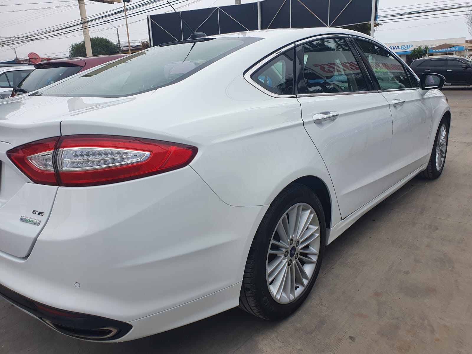 FORD FUSION