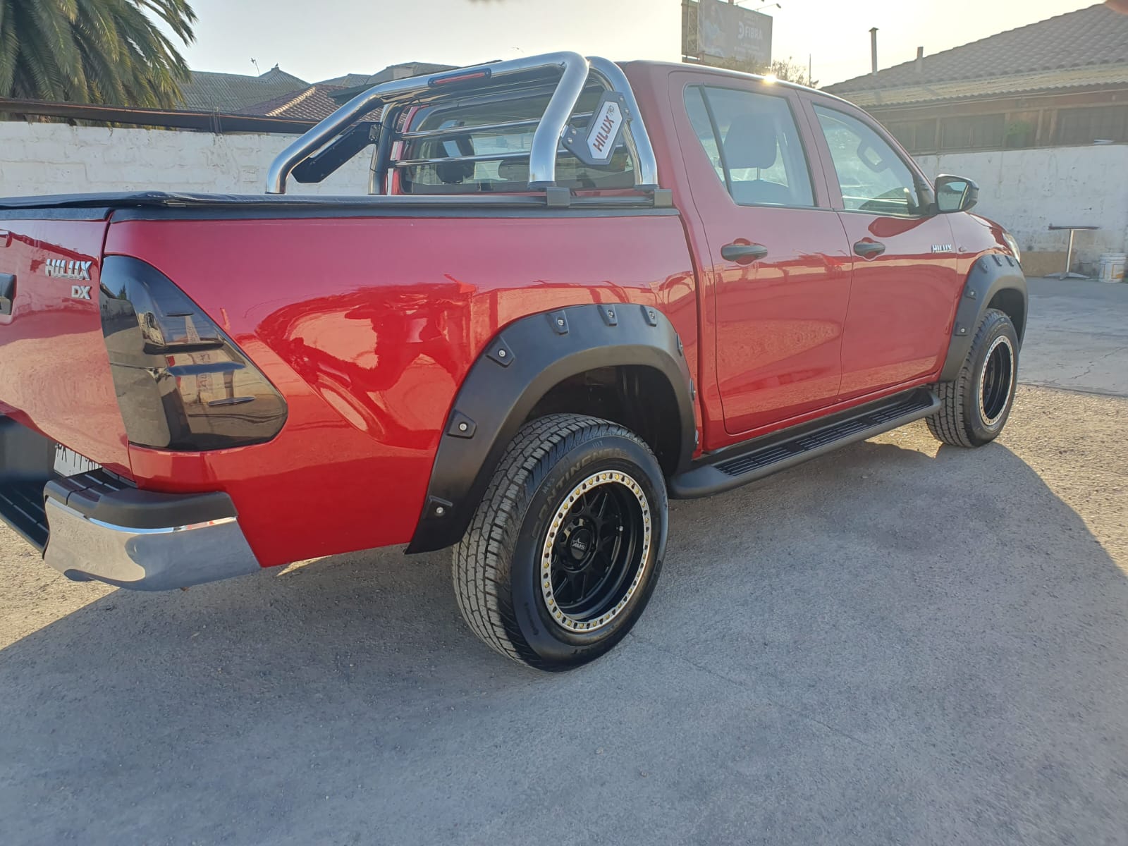 TOYOTA HILUX 4X4