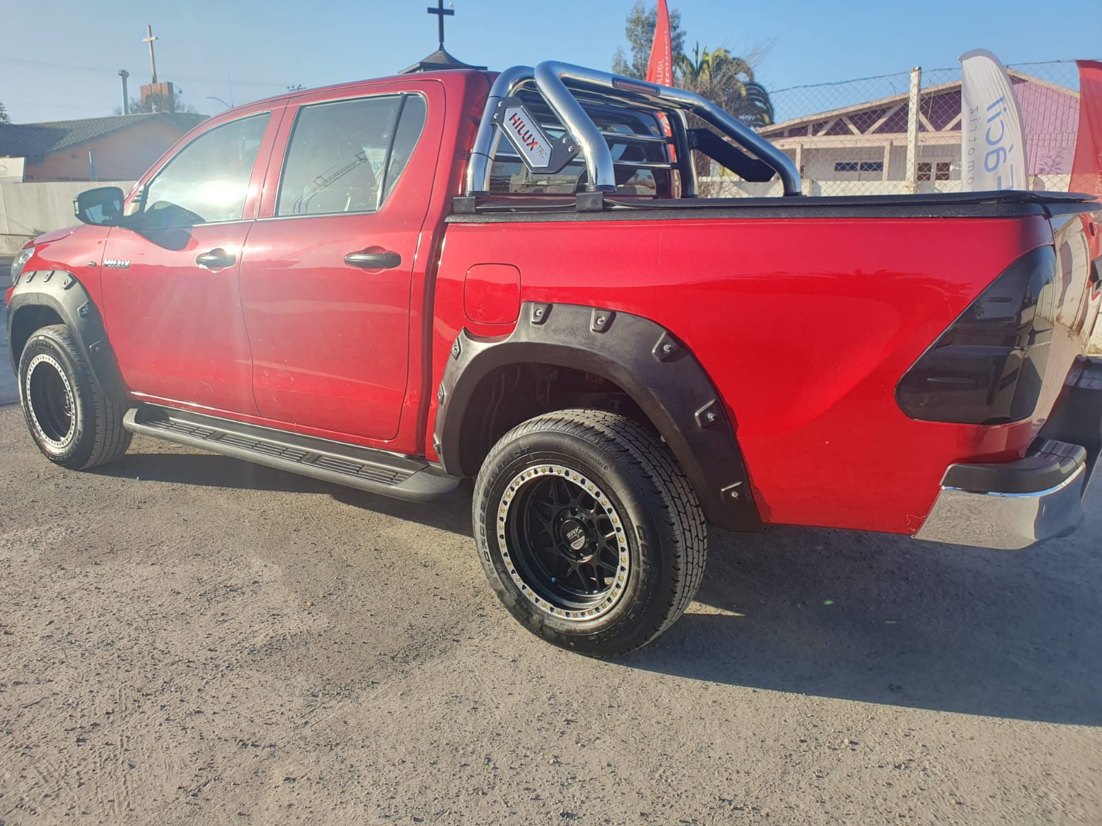 TOYOTA HILUX 4X4