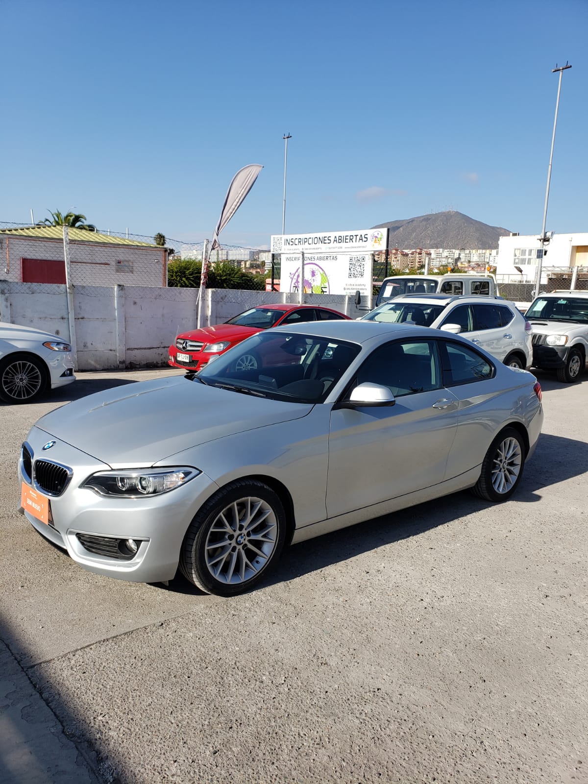 BMW 220 I COUPE