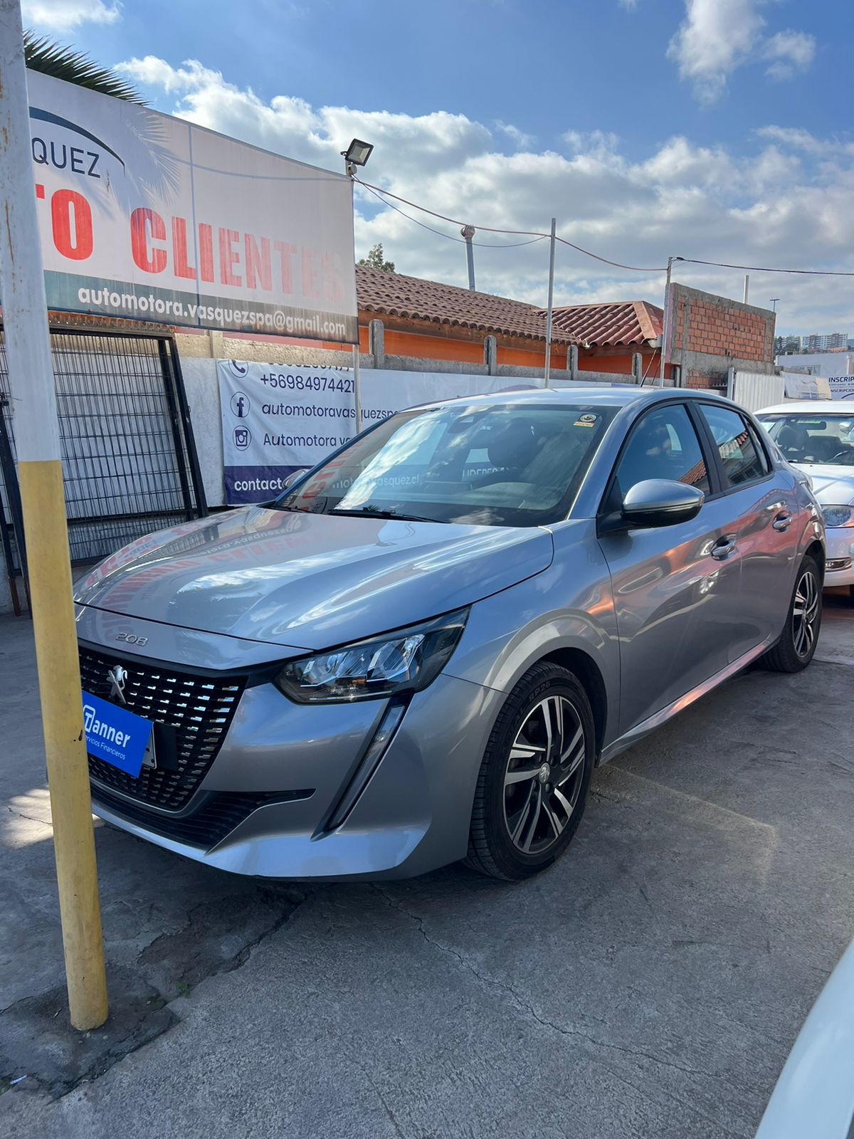 PEUGEOT 208 BLUE HDI 100