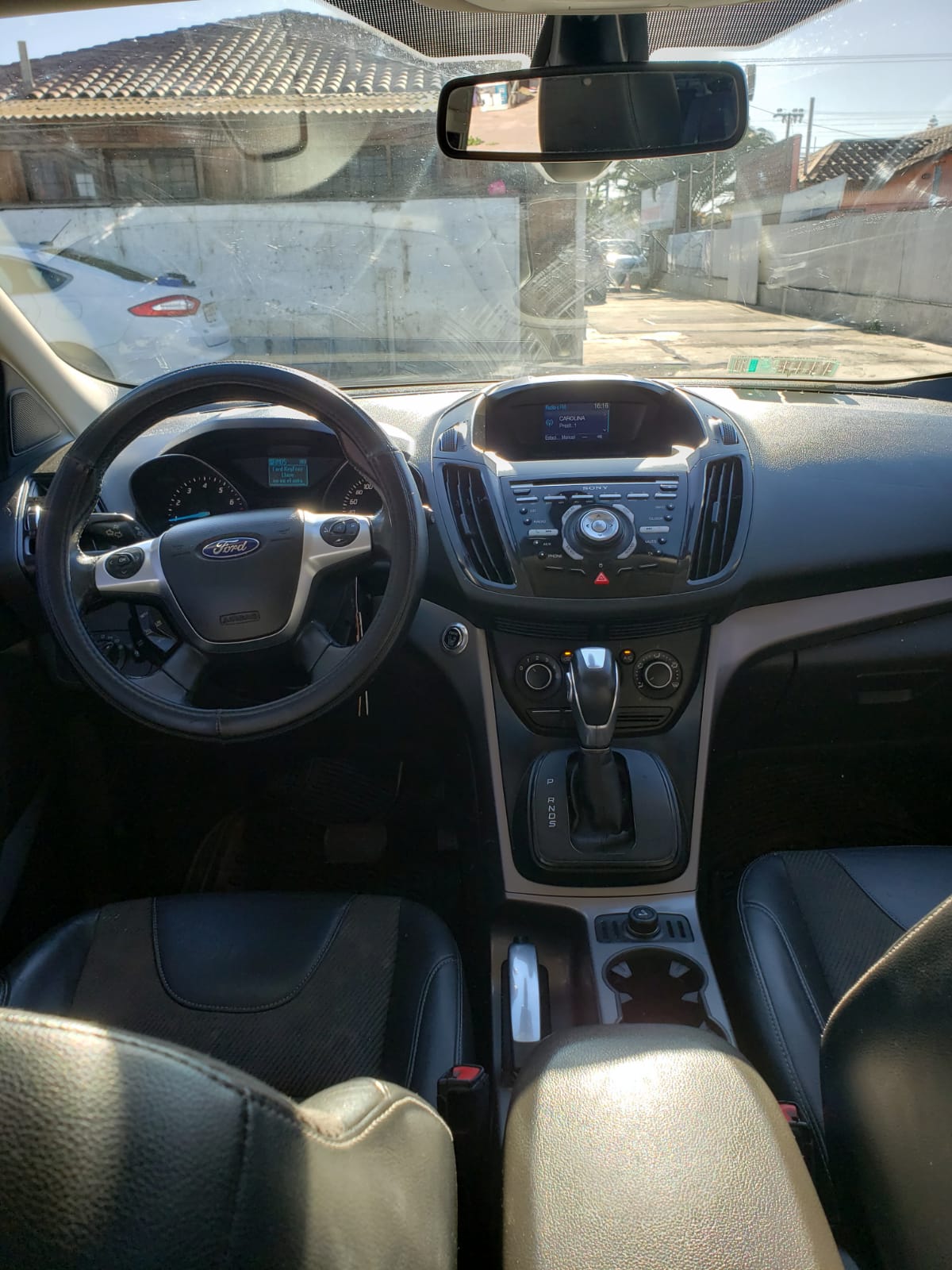 FORD ESCAPE  2.0