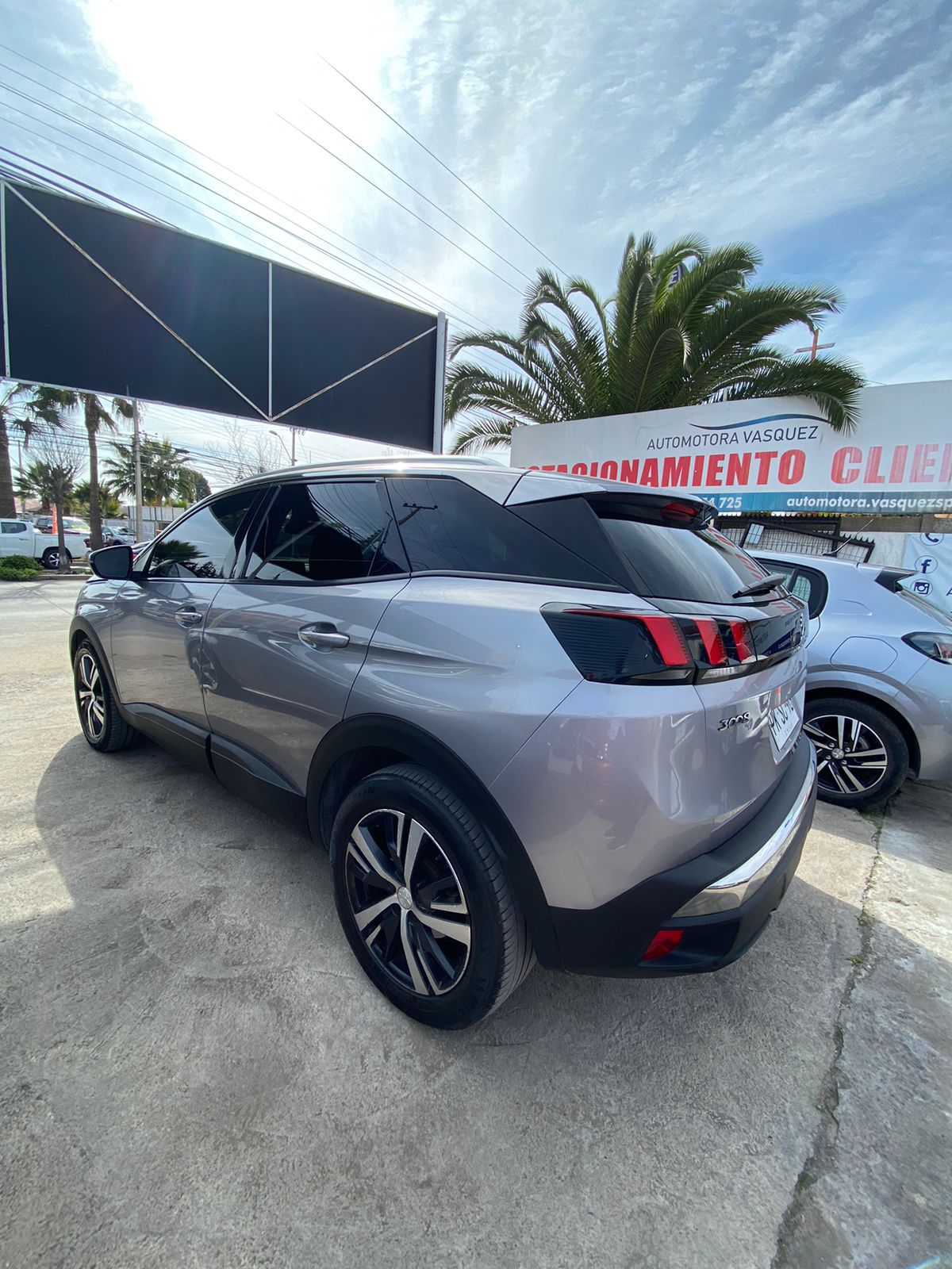 PEUGEOT 3008 ALLURE THP EAT6